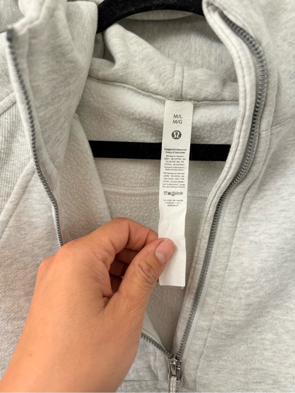 lululemon athletica Light Gray Half-Zip Hooded Pullover - Picture 4 of 8